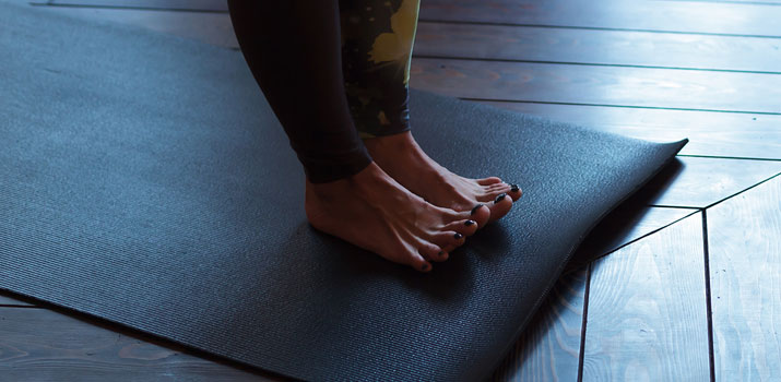 pada bandha attivazione piedi yoga
